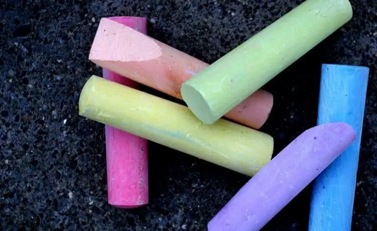 Chalk contains calcium carbonate which ants hate (1) – Country Pests